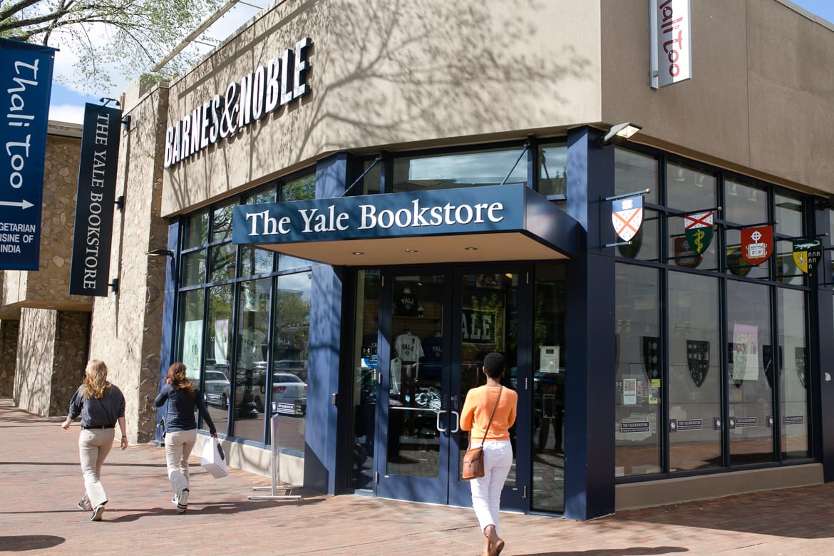 Yale Bookstore A Barnes Noble College Store The Shops At Yale